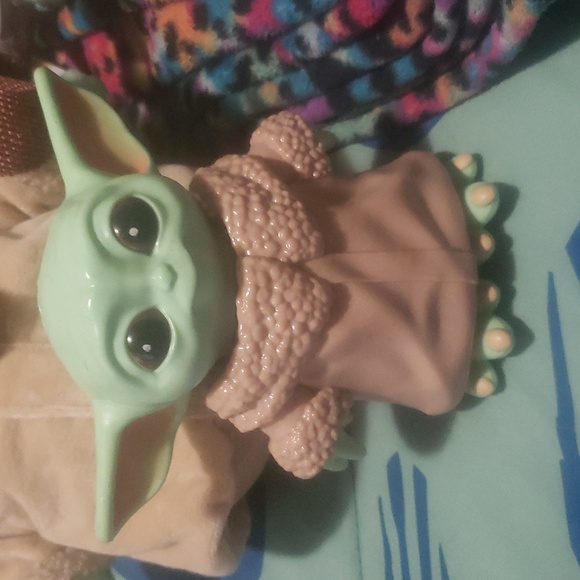 Baby Yoda items - Picture 2 of 11